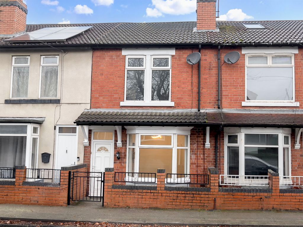 Property photo 1 of 10 Front