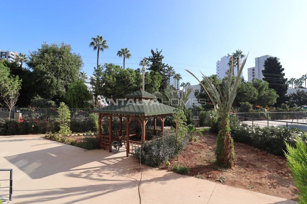 Property photo 3 of 36