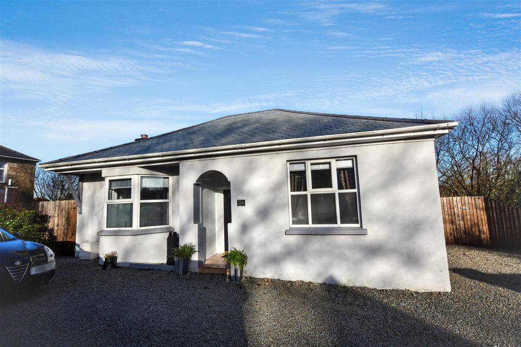 Property photo 2 of 27 Dsc_7428_Blurred (4).Jpg