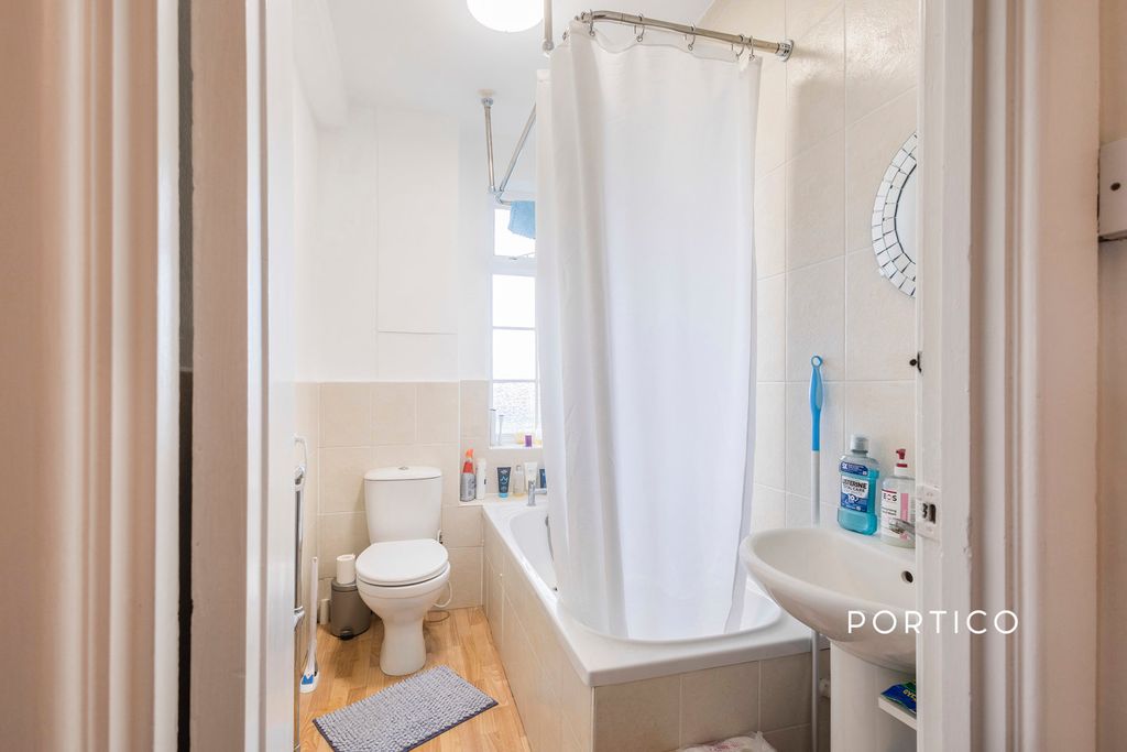 Property photo 3 of 7 Pbox-Img.Jpg