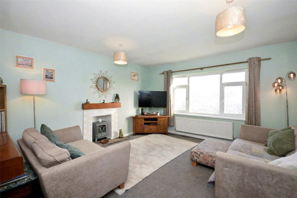 Property photo 2 of 21 Picture No. 47