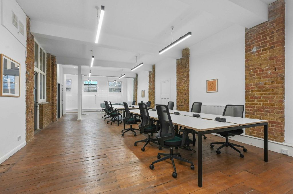 Property photo 2 of 13 Olbc71Leonardstreet3.Jpg