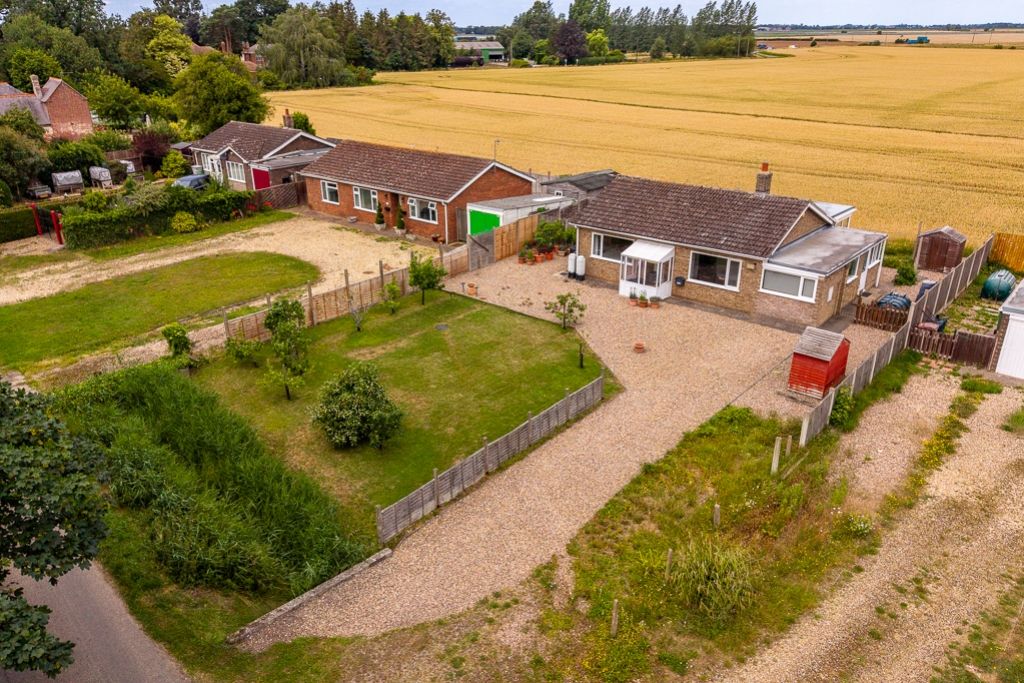 Property photo 1 of 26 7 Bell Lane (Fosdyke)-1