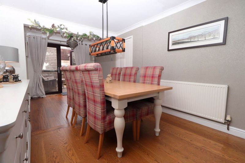 Property photo 2 of 26 Dining Area