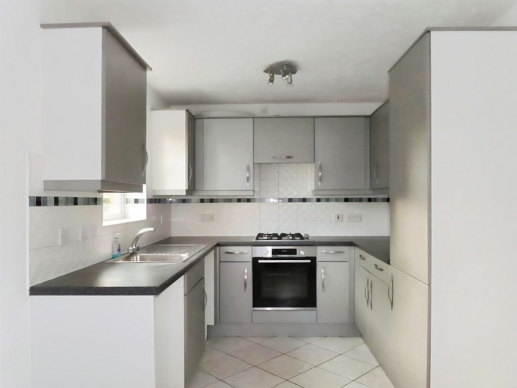 Property photo 2 of 6