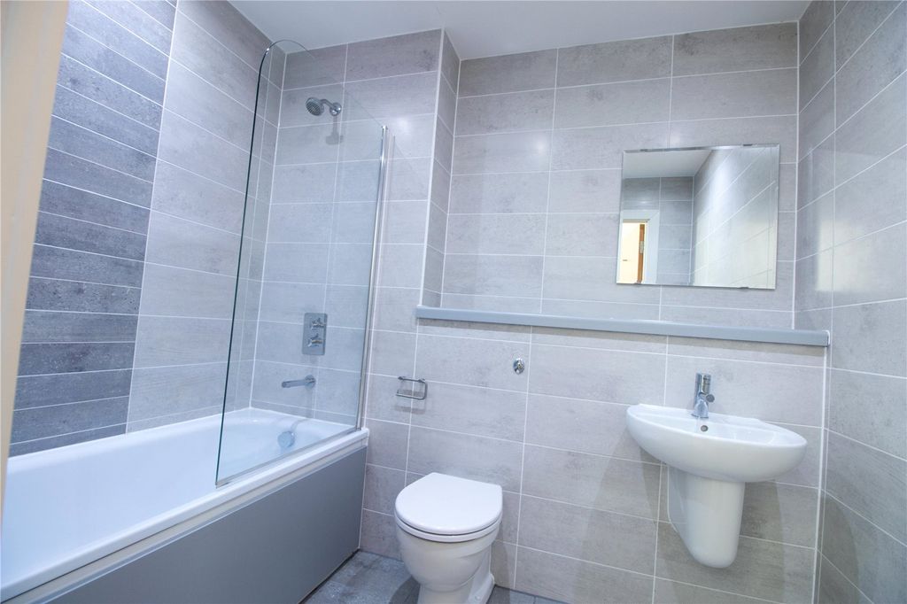 Property photo 3 of 4 Picture No. 09