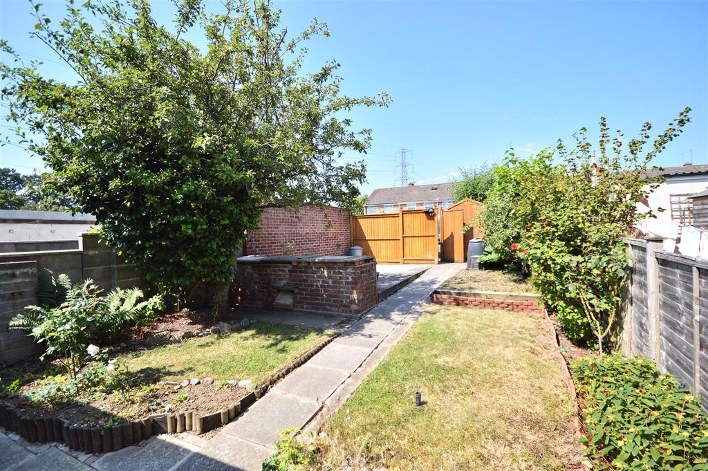 Property photo 2 of 19 Rear Garden