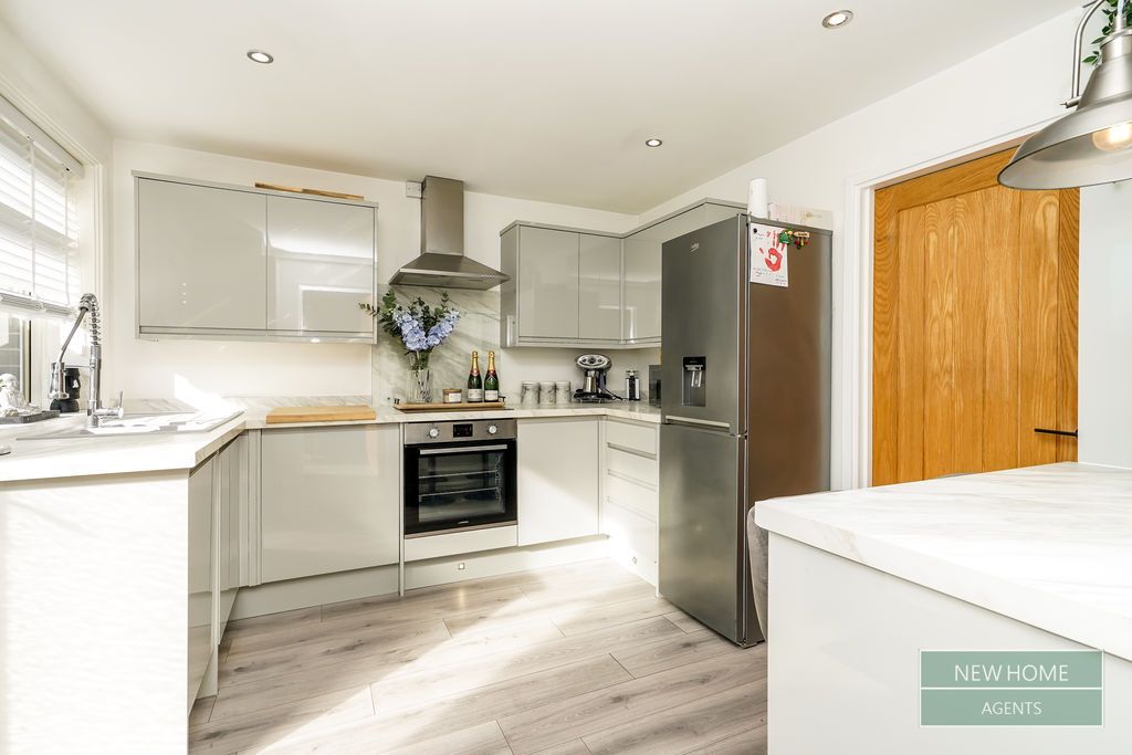 Property photo 2 of 14 Photo 7