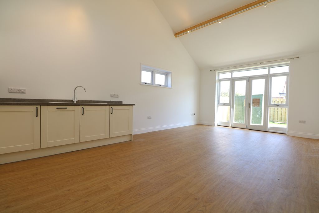 Property photo 3 of 14 Img_9708
