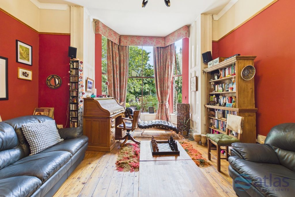 Property photo 3 of 14 Reception Room