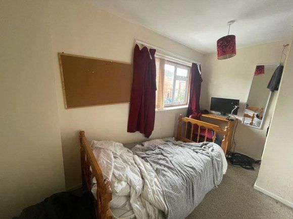 Property photo 1 of 7 92852Bfec101c5Eb6Af31Eddc3F09Bf2.Jpeg