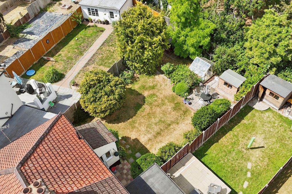 Property photo 3 of 16 Drone