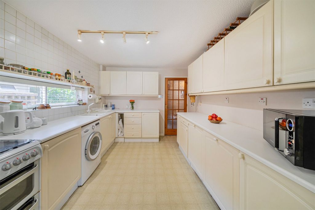 Property photo 3 of 24 Kitchen