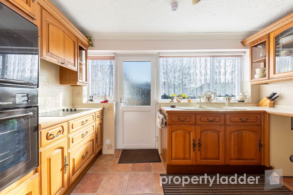 Property photo 3 of 17 Pl-11