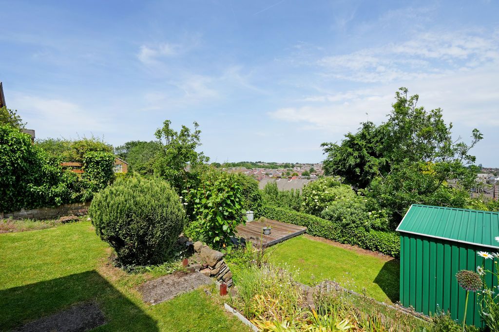 Property photo 3 of 31 Rear Garden