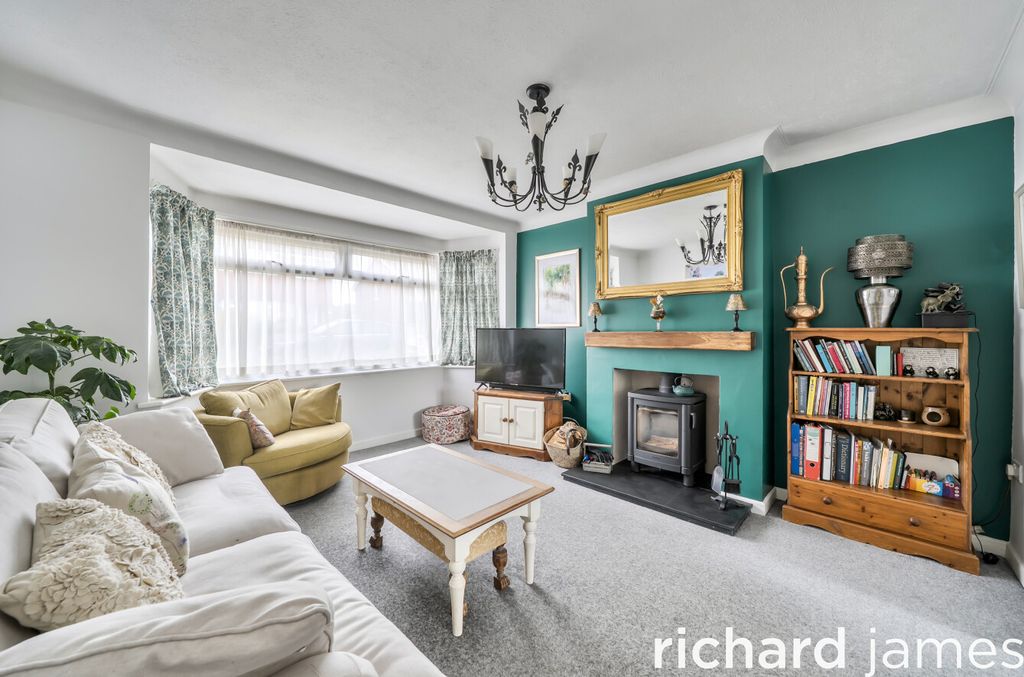 Property photo 2 of 15 Bda211De07Fc4687Ac3Bb30c814F88Cb