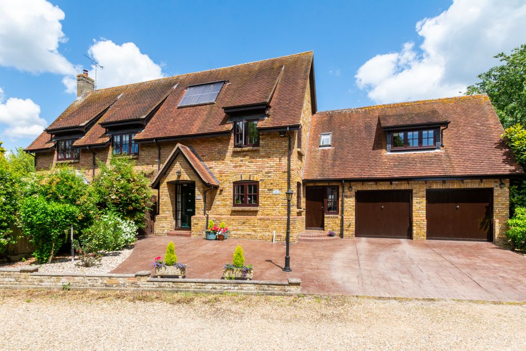 Property photo 1 of 24 Picture No. 43