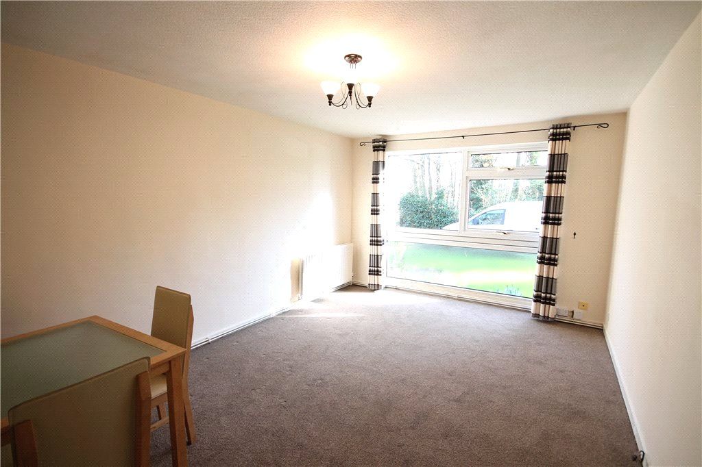 Property photo 3 of 8 Picture No. 04