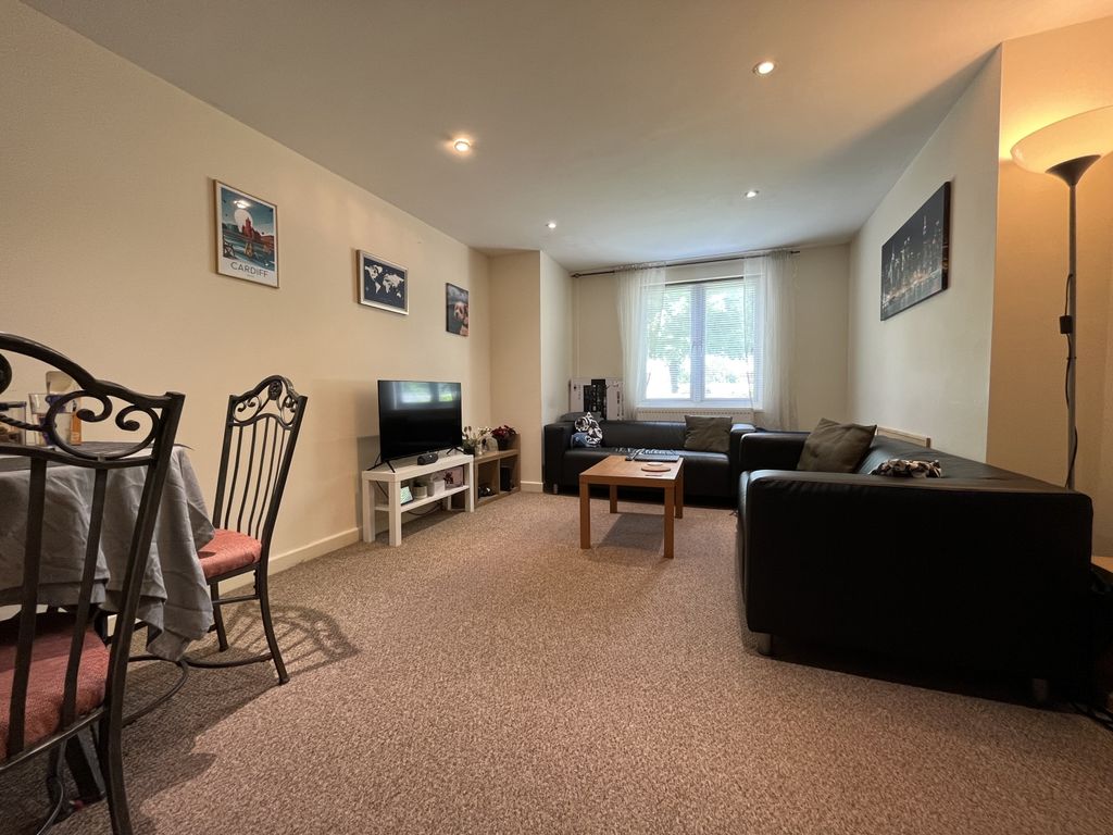 Property photo 1 of 7 Img_0843