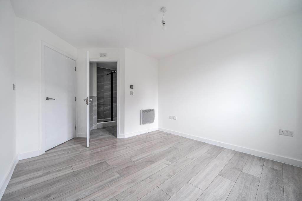 Property photo 3 of 20 Bedroom