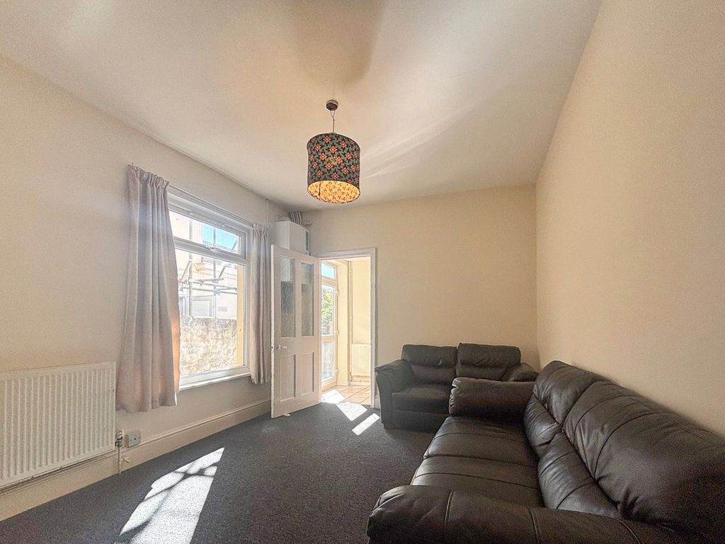 Property photo 3 of 10 Picture No. 03