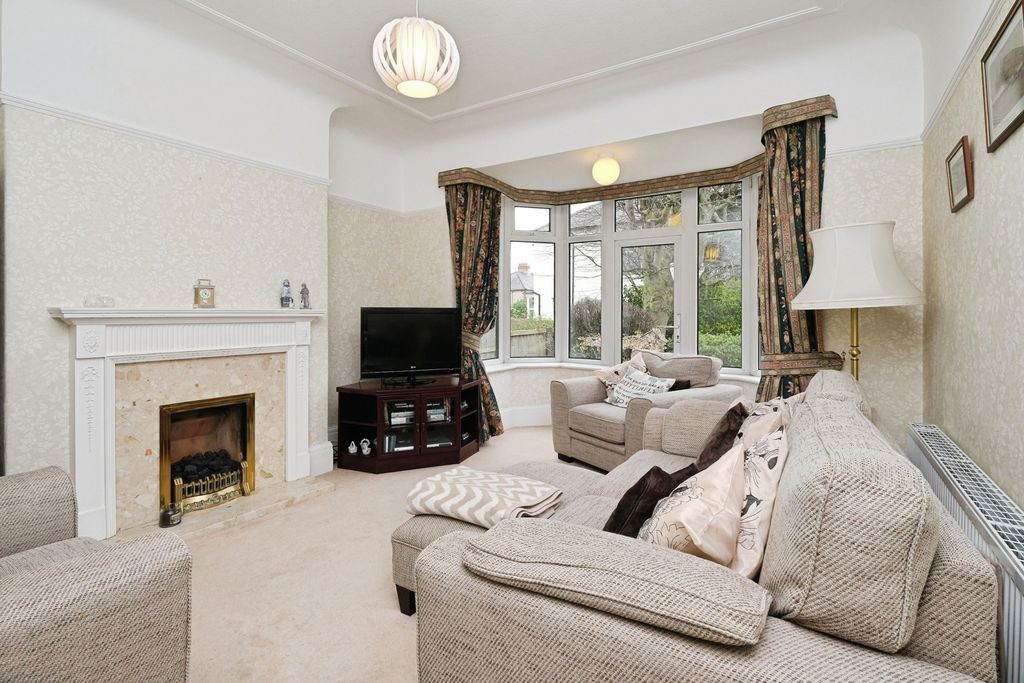 Property photo 3 of 21 Pbox-Img.Jpg