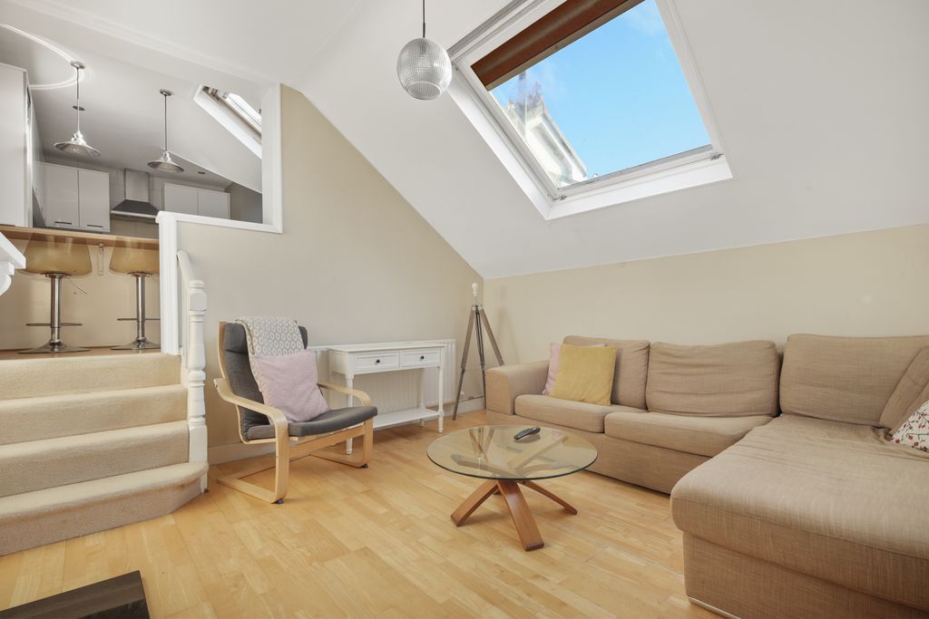Property photo 2 of 15 1