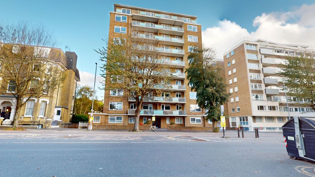 Property photo 1 of 9