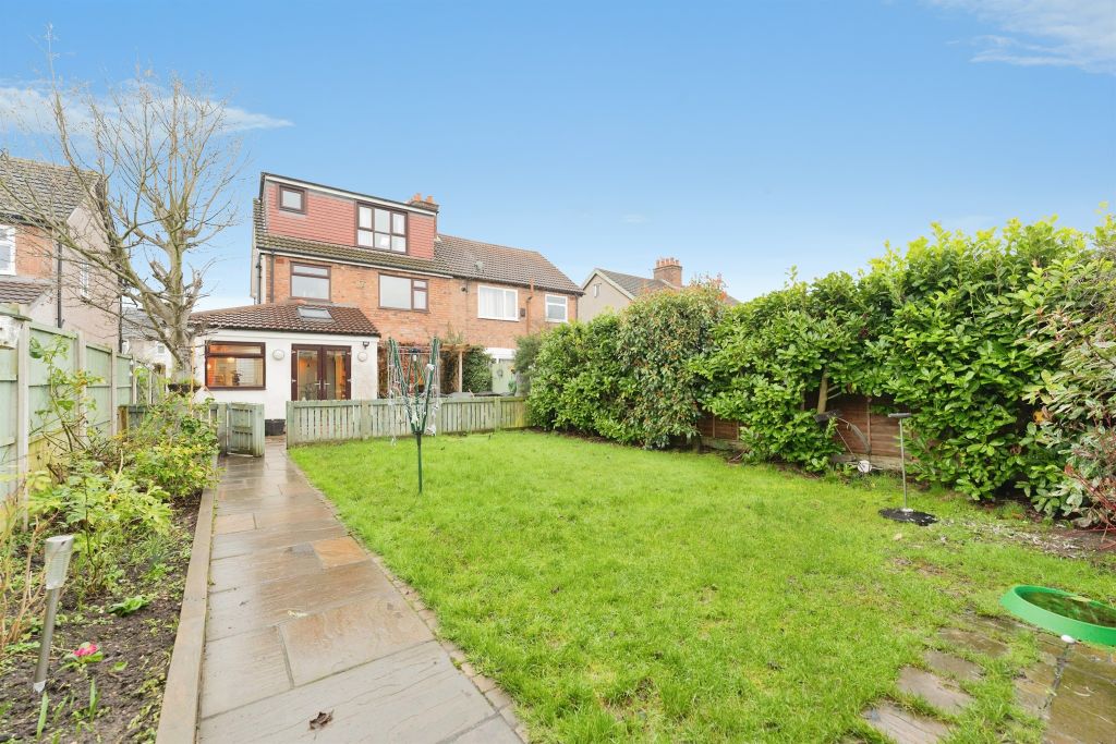 Property photo 3 of 16