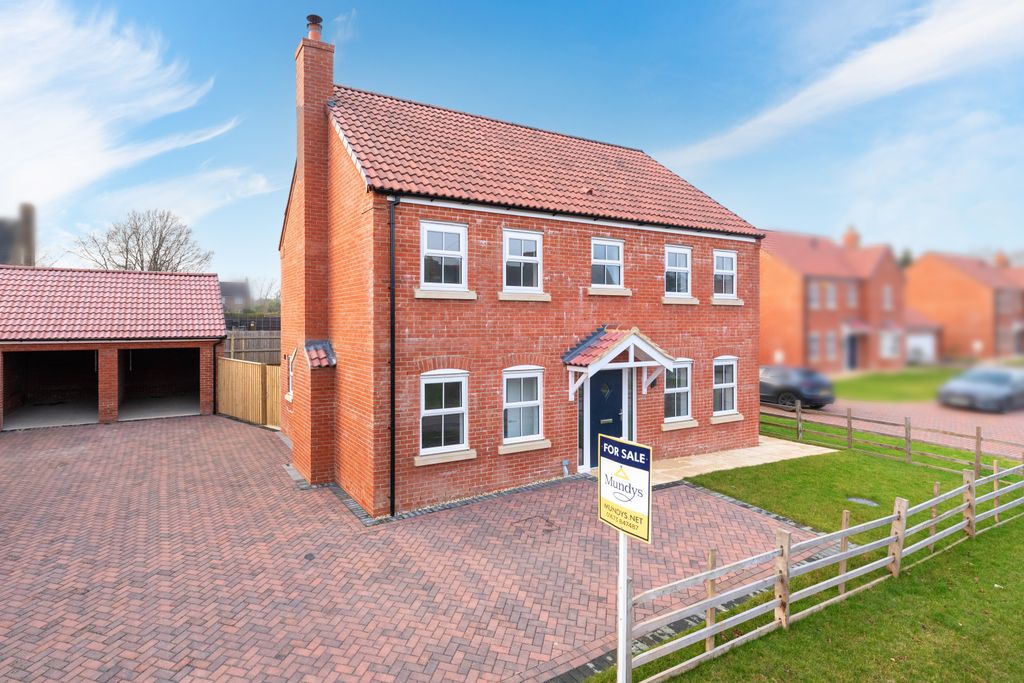 Property photo 1 of 35 2