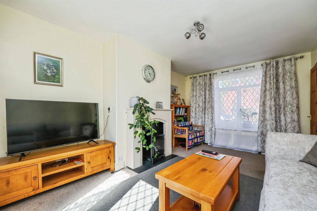 Property photo 2 of 17