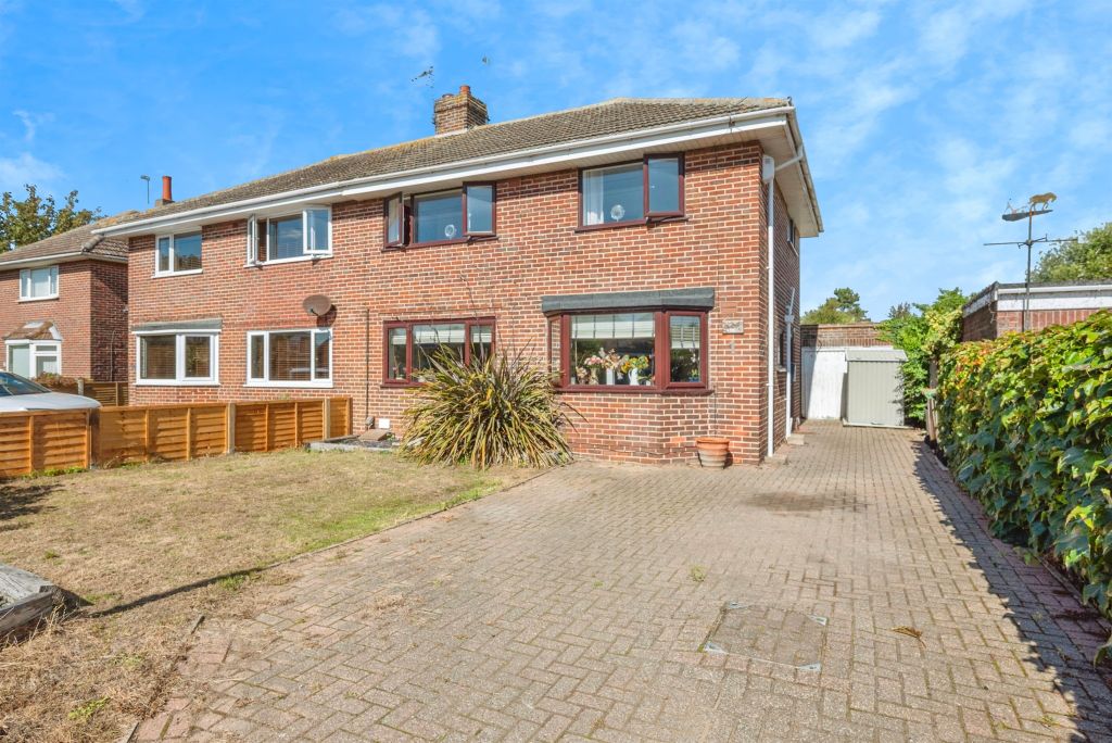 Property photo 1 of 17