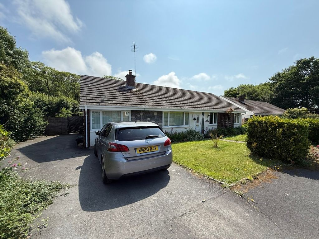Property photo 3 of 47