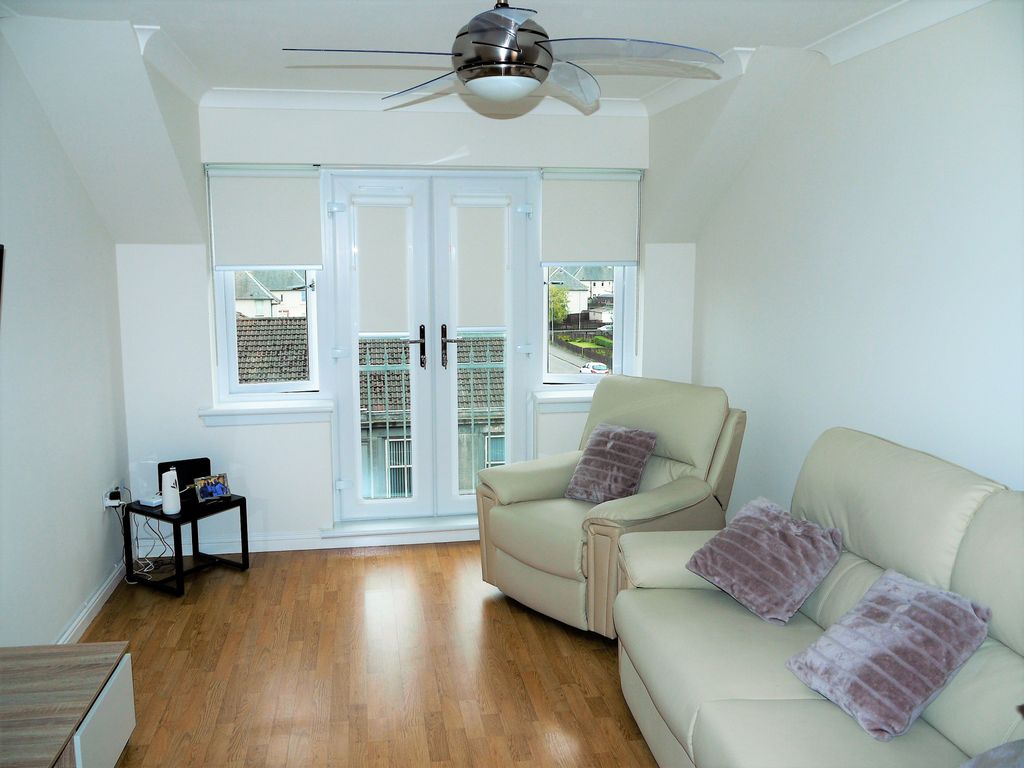 Property photo 3 of 10