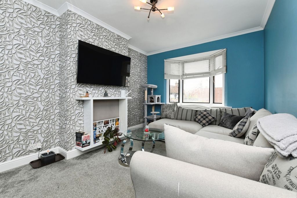 Property photo 1 of 14 Photo