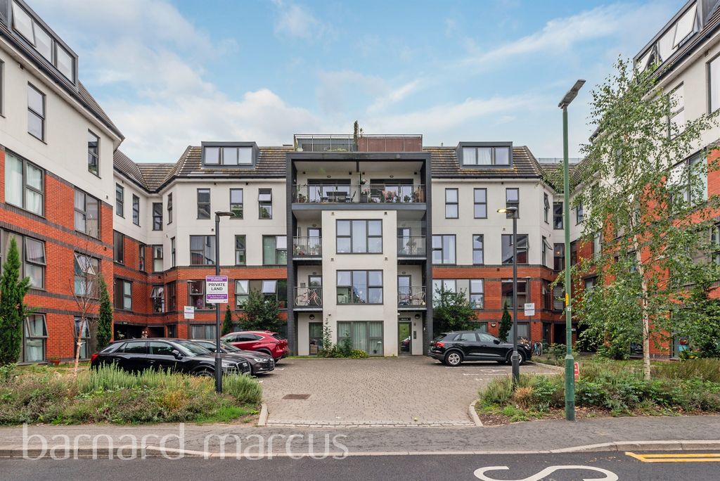Property photo 1 of 10