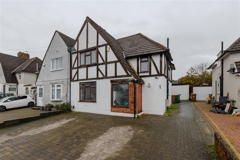 Property photo 1 of 18 Front Web