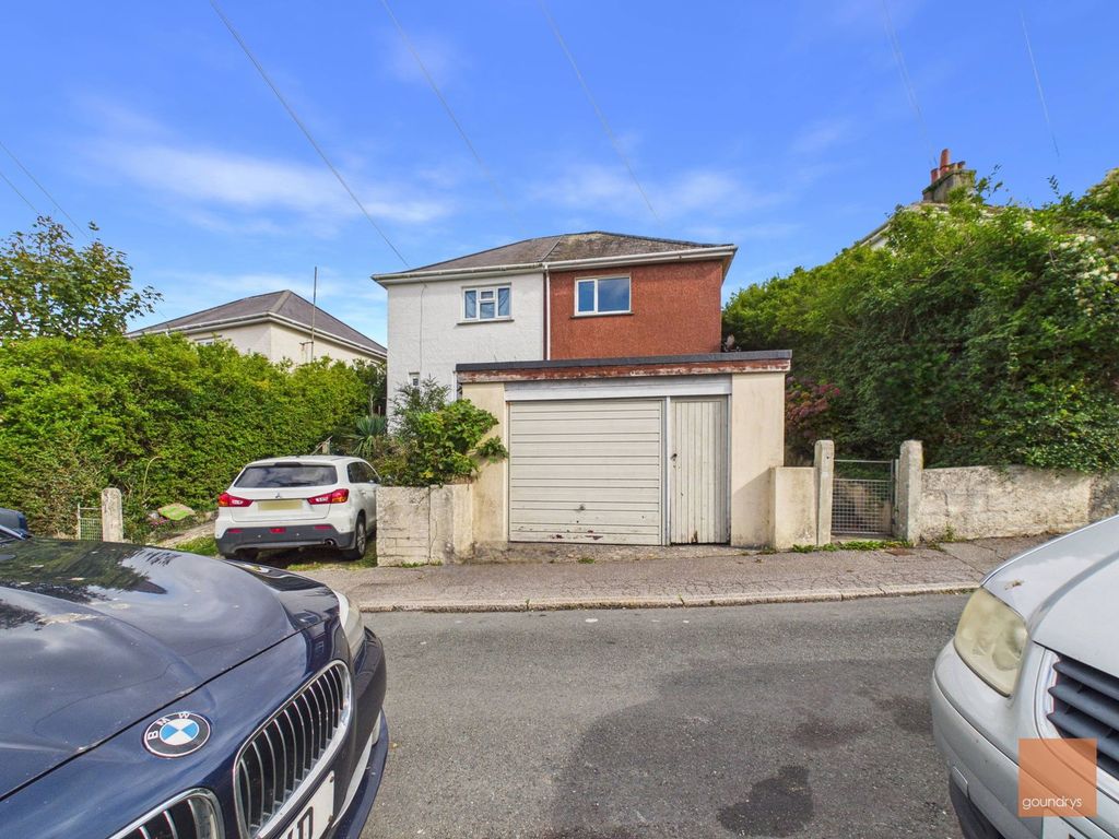 Property photo 1 of 8