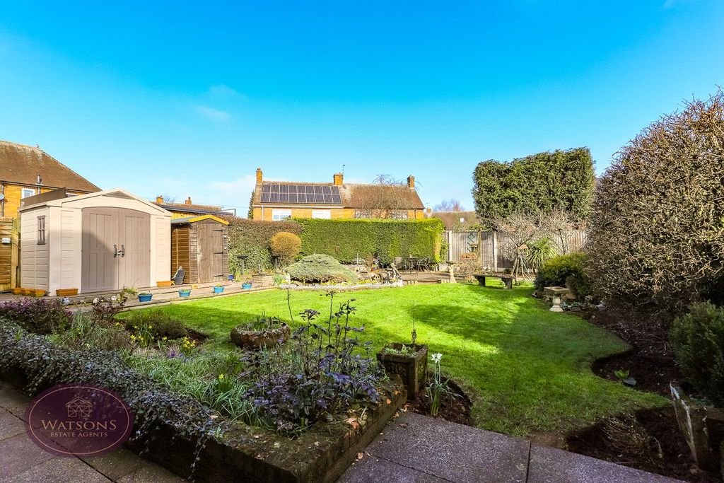 Property photo 2 of 22