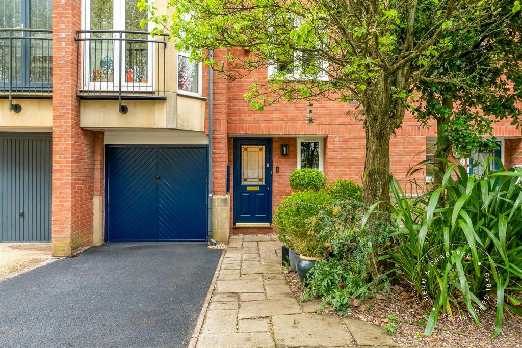 Additional image 66 of 5 bed town house for saleBarquentine Place, Cardiff Bay CF10
