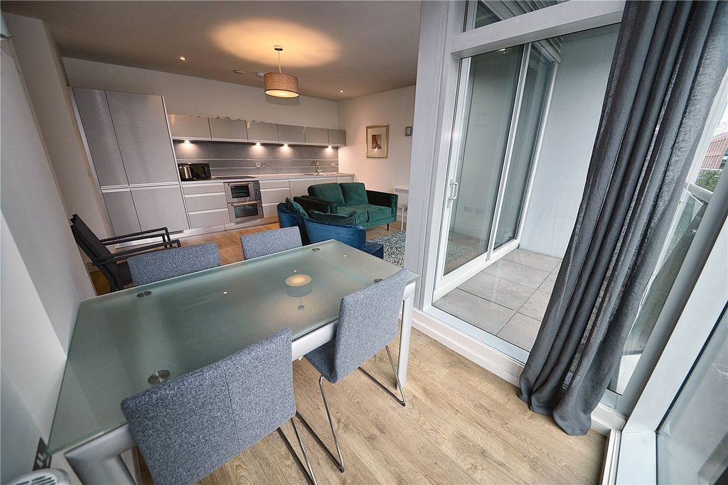 Property photo 2 of 9 Picture No. 08