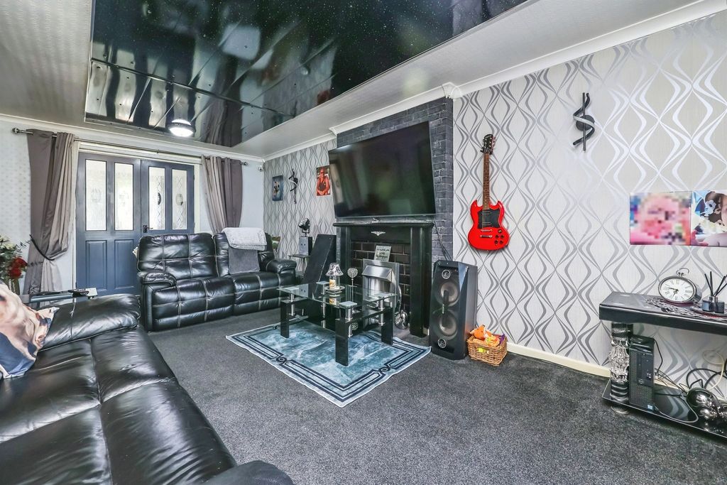 Property photo 3 of 30