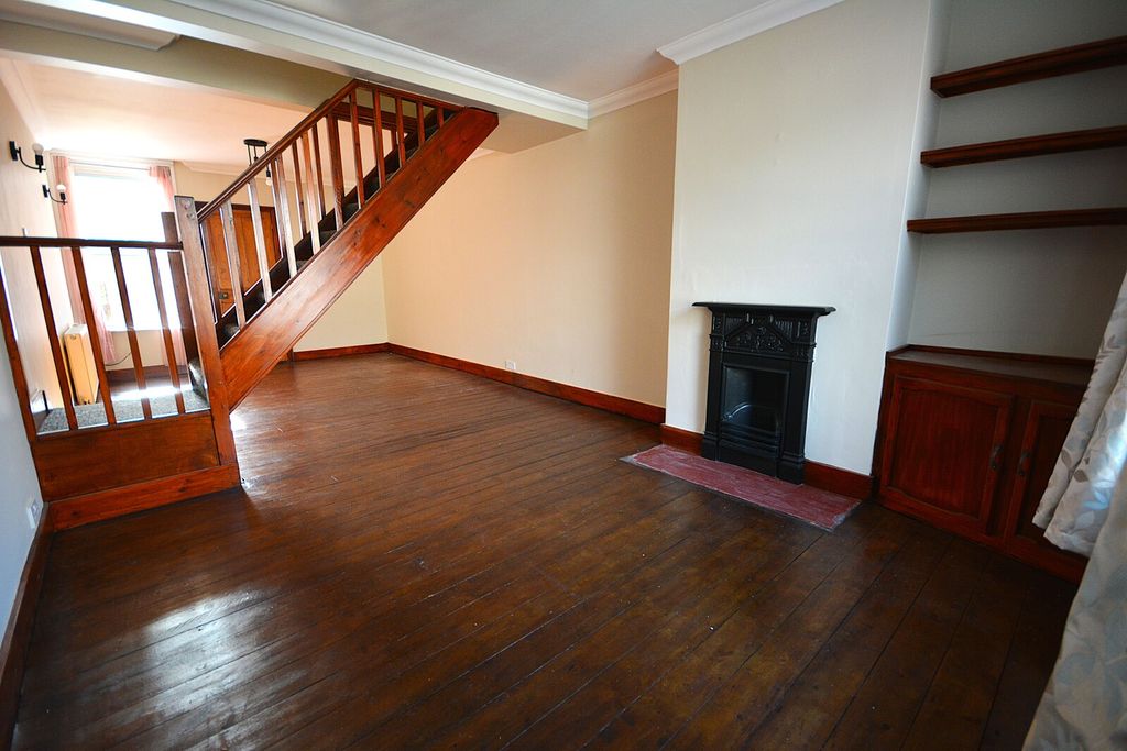 Property photo 2 of 7 Lounge View 1