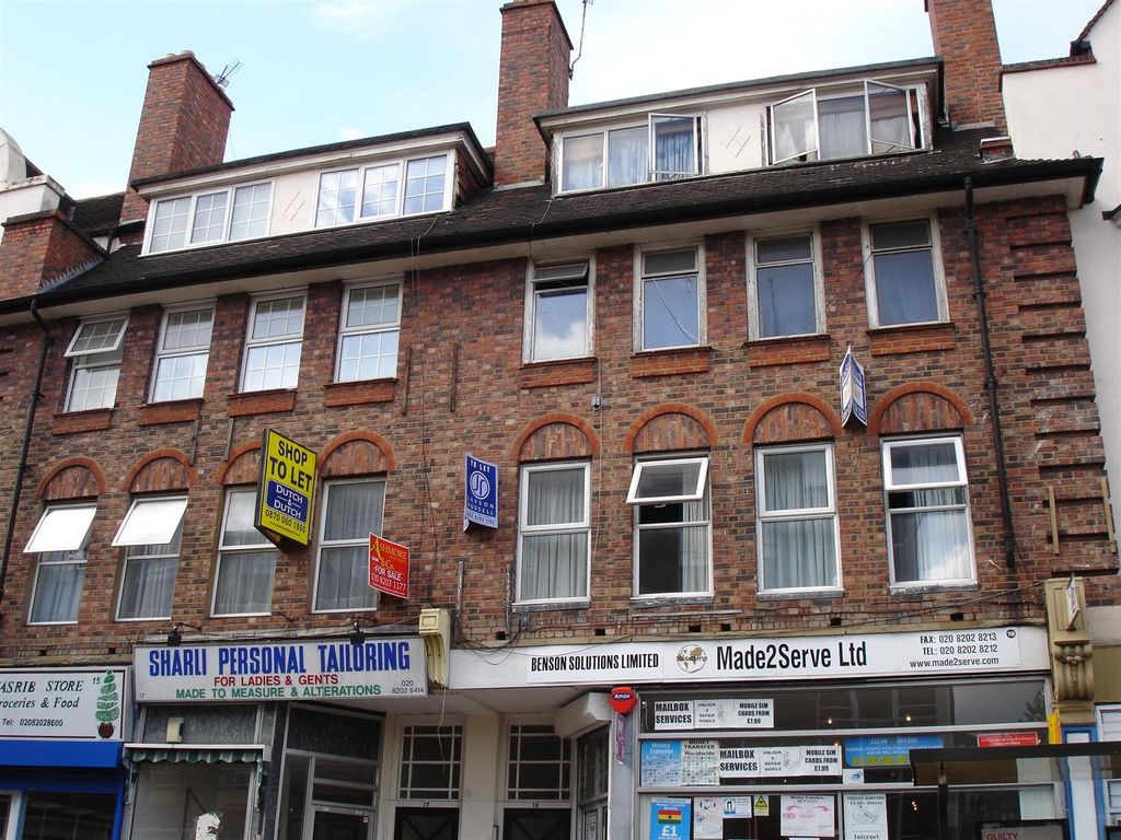 Property photo 1 of 9 17A Finchley On Left.Jpg