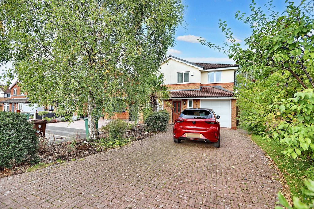 Property photo 1 of 25