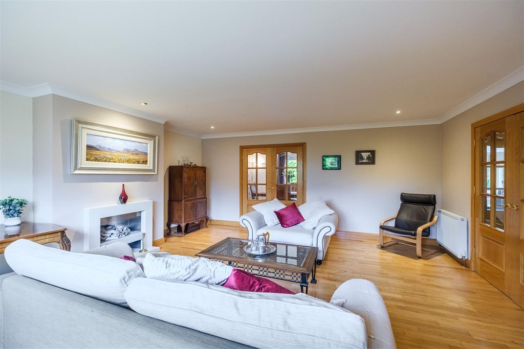 Property photo 3 of 35 Skivo Wynd-16.Jpg