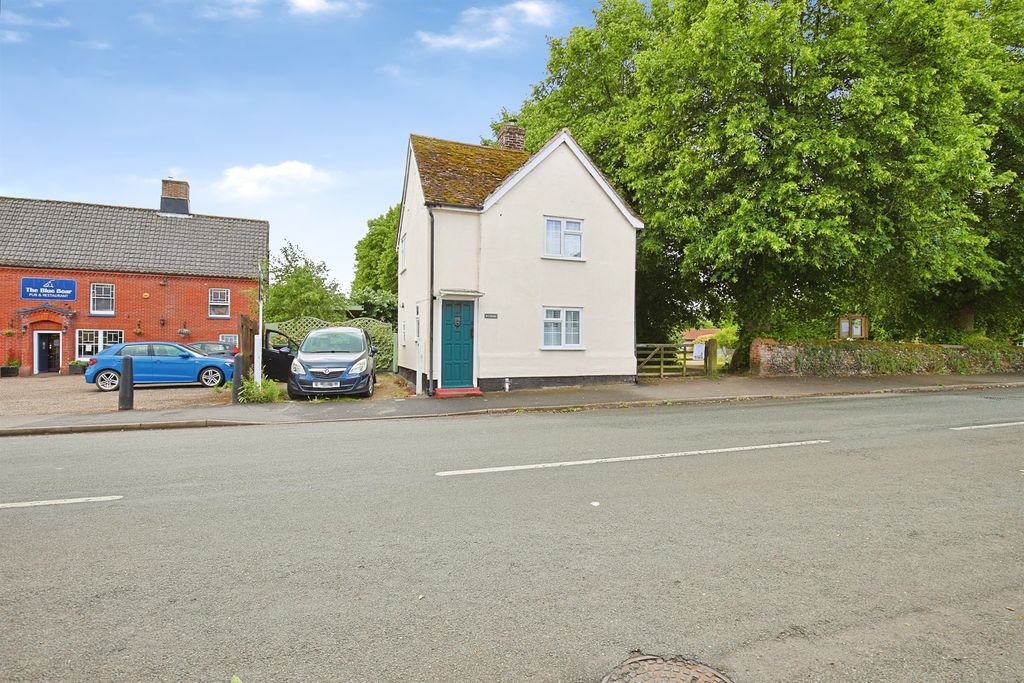 Property photo 1 of 12