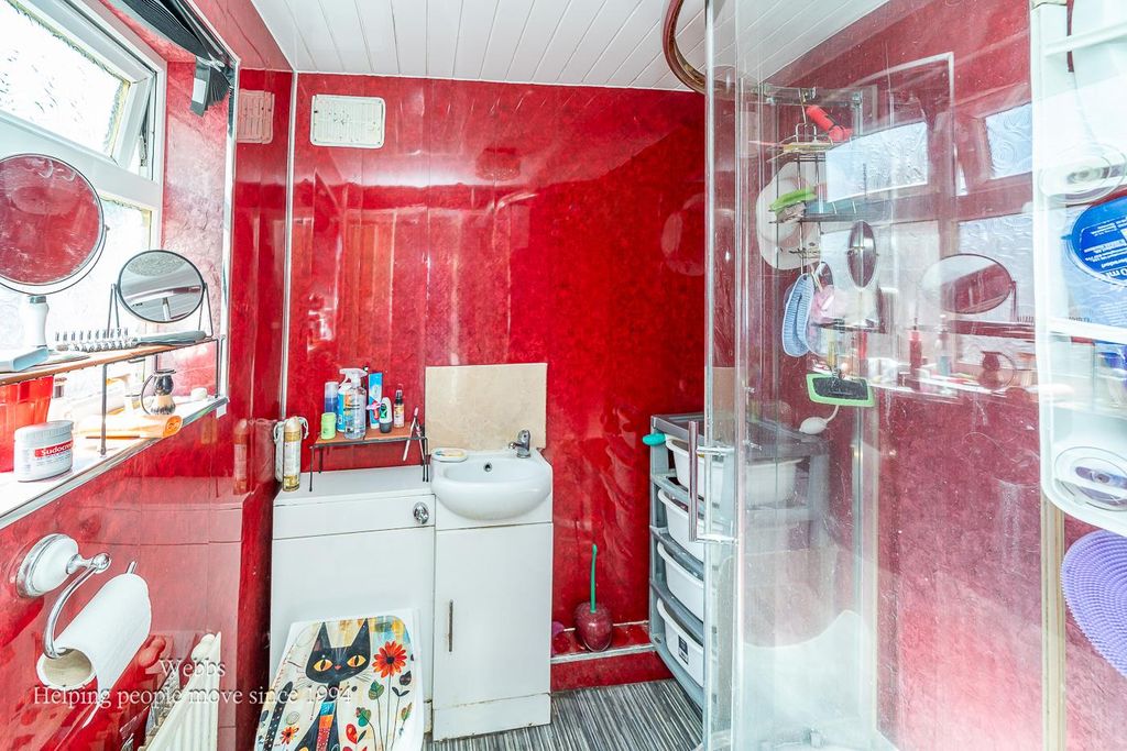 Property photo 3 of 24 Webbs-4.Jpg