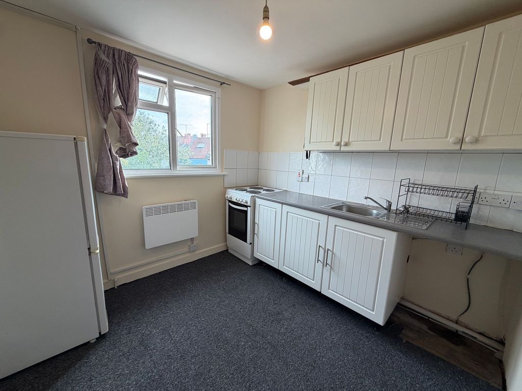 Property photo 1 of 3