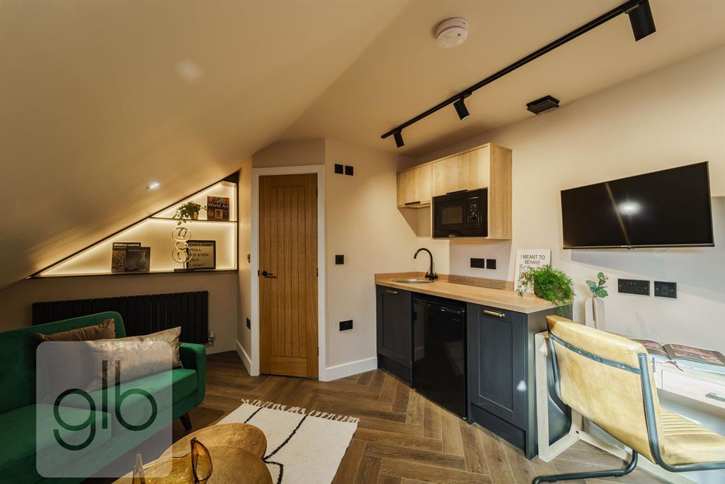 Property photo 3 of 11 3.Png